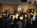 Living Grace Worship Team-Mighty To Save 