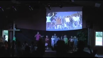 students singing @ VBS 2010