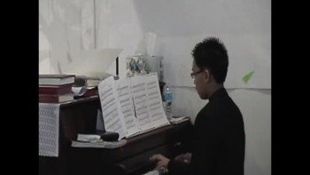 20101121 christian piano 