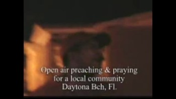 Ambassador Monzell open air preaching & praying 