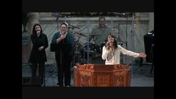 Trinity Church Worship (Spanish) 12-5-10 Part-3 