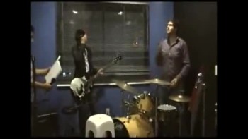 Esta es mi banda ojala les guste... Buscanos en facebook The Brother band