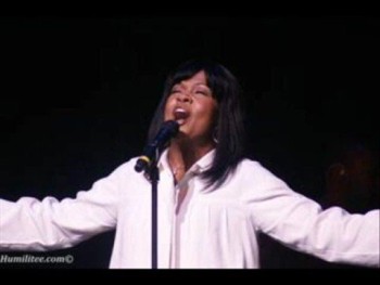 CeCe Winans: His Strength is Perfect 