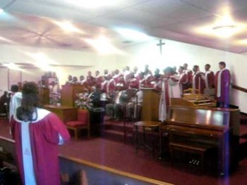 GNMZ Mass choir singing Be Blessed- Bishop Paul Morton 