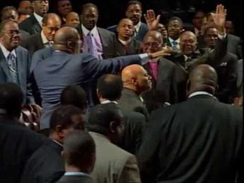 COGIC Pastor Marvin Winans & Bishop Paul S Morton Bow Down