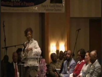 (Special Clip) Dr. Dorinda Clark Cole gives Celebration of Recognition (BAMM-Comedian w/Power) 