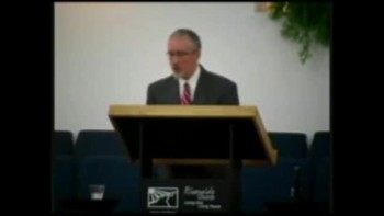 Pastor Dennis Nix speaks on Leadership
