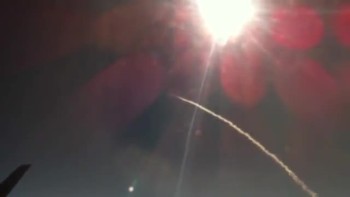 Lucky Passenger Witnesses Endeavor’s Final Launch From An Airplane Window 