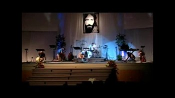 Tim Winborne and the Band perform your favorites