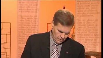Auli lausuu runonsa "Rakastit minut lähellesi" ja lukee evankeliumitekstin Joh. 21:15-19. Jaakob puhuu rakkauden lajeista, ja lopuksi Auli lausuu toisen runonsa "Ilo itää".
