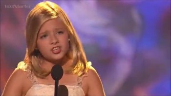 Standing Ovation!  Jackie Evancho WOW's Audience! 