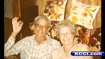 Couple Married 72 Years Dies Together Holding Hands 