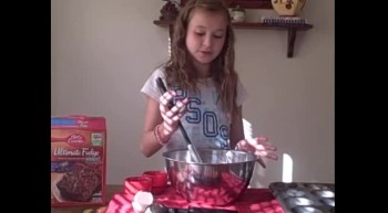 How to make brownies ~ kids in the kitchen 