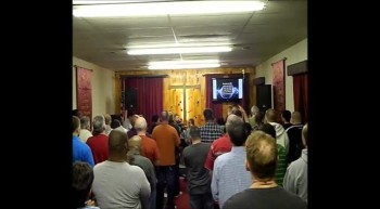 Worship lead by Red Inc from Broken Chains Church in The Woodland Mall in Bowling Green, Ohio<br />at Celebrating Recovery<br />https://www.brokenchainschurch.org<br />https://www.facebook.com/bccbrokenchainschurch<br />https://twitter.com/bccbrokenchains<br />https://www.ustream.tv/user/brokenchainschurch<br />https://brokenchainschurch.tumblr.com/