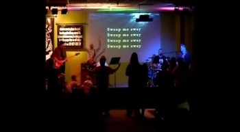 Sunday Night Alive Cafe Worship Lead By Red Inc at Broken Chains Church in The Woodland Mall in Bowling Green Ohio<br />https://www.brokenchainschurch.org<br />https://www.facebook.com/bccbrokenchainschurch<br />https://twitter.com/bccbrokenchains<br />https://www.ustream.tv/user/brokenchainschurch<br />https://brokenchainschurch.tumblr.com/