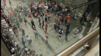 Sydney Easter Parade Flash Mob at Pitt St Mall 