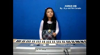 Amazing Child Singer - Fitri Cerado Sings Agnus Dei 