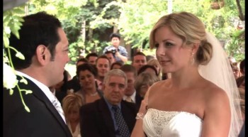 Bride Cries While Saying her Vows 