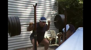 50 year old Christian lifting 400 pounds for 2 reps. 