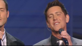 Ernie Haase Signature Sound and New Friendship Youth Young Adult Choir - Dream On [Live] 