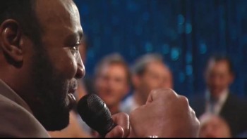 Andraé Crouch, Jessy Dixon, Jason Crabb, Gale West and Angela Primm - The Blood Will Never Lose Its Power [Live] 