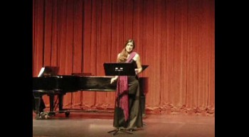 Opera Singer sings 'Porgi Amor 