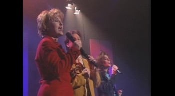 The Martins - He Leadeth Me
Live performance!!!
Buy it now: https://www.amazon.com/He-Leadeth-Me/dp/B001GEN0A6/ref=sr_1_1?ie=UTF8&qid=1354289011&s=dmusic&sr=1-1