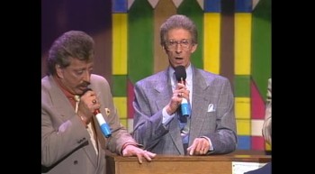 The Statler Brothers - This World Is Not My Home
Live performance!!! 
Buy it now:  https://www.amazon.com/This-World-Is-Not-Home/dp/B003J5QHFK/ref=sr_1_1?ie=UTF8&qid=1355844267&s=dmusic&sr=1-1