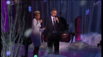 Mary J. Blige Andrea Bocelli Perform What Child is This? 