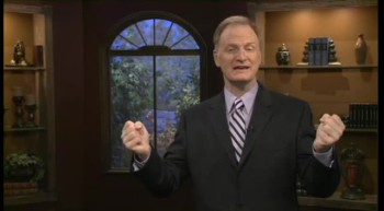 In Short: How valuable are you in God's eyes?<br /><br />Verse: "Again, the kingdom of heaven is like unto a merchant man, seeking goodly pearls: who, when he had found one pearl of great price, went and sold all that he had, and bought it."<br />—Matthew 13:45, 46<br /><br />For more daily devotionals, visit www.itiswritten.com/everyword<br /><br />12/28/12