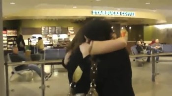 Emotional Reunion of 2 Sisters Who Meet for the FIRST TIME! 