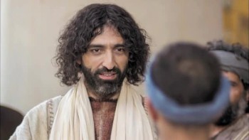 Jesus questioned on taxes 