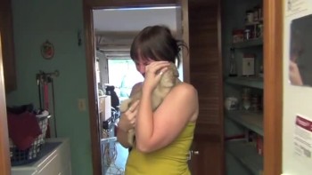 Man Surprises His Girlfriend With a Precious Gift After Her Dog Died 