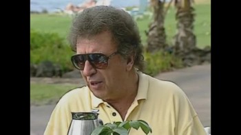 Bill Gaither, Mark Lowry, Guy Penrod, Vestal Goodman and Jake Hess - Java Jive
Live performance!!!
Buy it now:  https://itunes.apple.com/us/music-video/java-jive-feat.-bill-gaither/id570460768?ign-mpt=uo%3D4
(P) (C) 2012 Spring House Music Group. All rights reserved. Unauthorized reproduction is a violation of applicable laws. Manufactured by EMI Christian Music Group