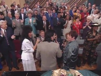 Conrad Cook and The Calvary Echoes - Standing On Holy Ground
Live performance!!!
Buy it now: https://www.amazon.com/Standing-On-Holy-Ground/dp/B000T2EEQ0/ref=sr_1_1?ie=UTF8&qid=1362513386&s=dmusic&sr=1-1
(P) (C) 2012 Spring House Music Group. All rights reserved. Unauthorized reproduction is a violation of applicable laws. Manufactured by EMI Christian Music Group