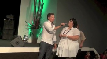 Chronic spinal nerve pain miracle healing - John Mellor Healing Ministry.<br />www.johnmellor.org