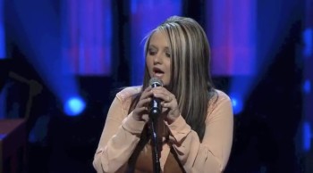 The Singing Walmart Cashier Performs at the Grand Ole Opry Stage - Coal Miner's Daughter 