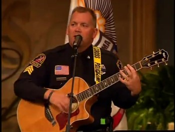 Police Officer Sings I Can Only Imagine at Funeral of Officer Killed in the Line of Duty