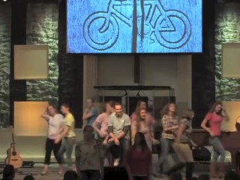 Happy Day Flash Mob - CrossWaves Ministry 