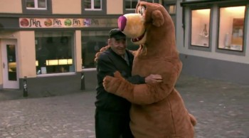 You Will Never Be the Same After Watching This Powerful Video About Hugs 