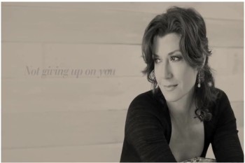 Amy Grant - Not Giving Up (Official Lyric Video) 