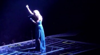 Carrie Underwood Sings the Hymn Just As I Am + Jesus Take the Wheel 