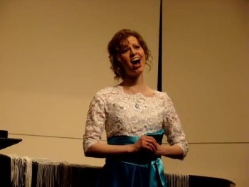Sarah Curlin Singing 'The Nightingale & The Rose'