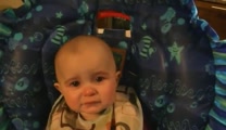 When this mother sang to her little girl, the baby is moved to tears!