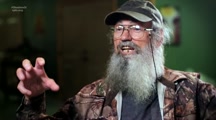 Pack A Shoebox with Uncle Si 