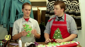 How to Wrap Presents--Explained by Kids, Acted out by Adults--So funny! 