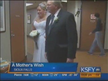 Bride Plans Wedding in a Day for Dying Mother 