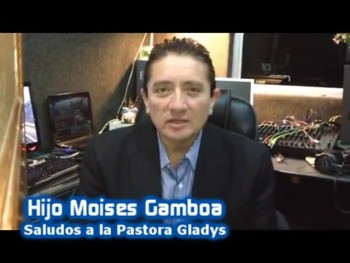 Homenaje a la pastora Gladys Uribe Osorio 