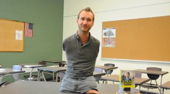 Nick Vujicic Stands Strong Against Bullying 