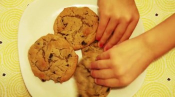 COOKIES: The Kids and Daddy talk about COOKIES 